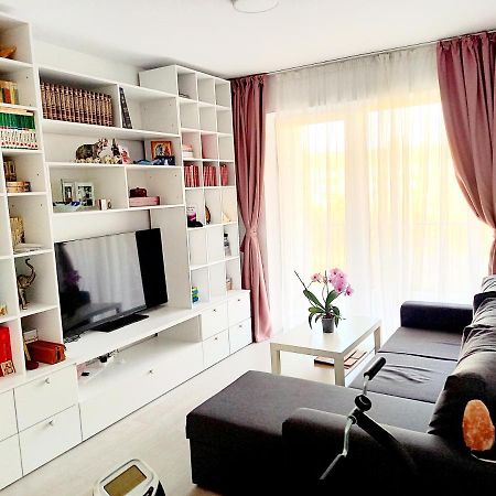 Lavanda Apartment Орадя Экстерьер фото